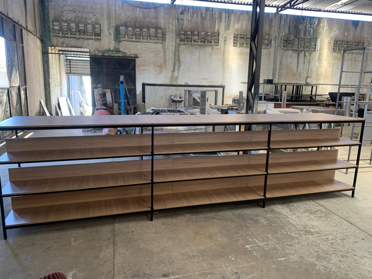 MOVEIS METALON E MDF .
